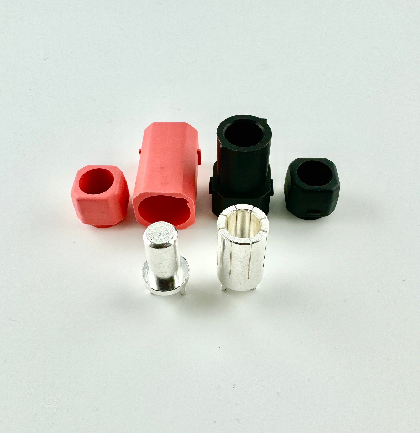 SH8 Red Male/Black Female