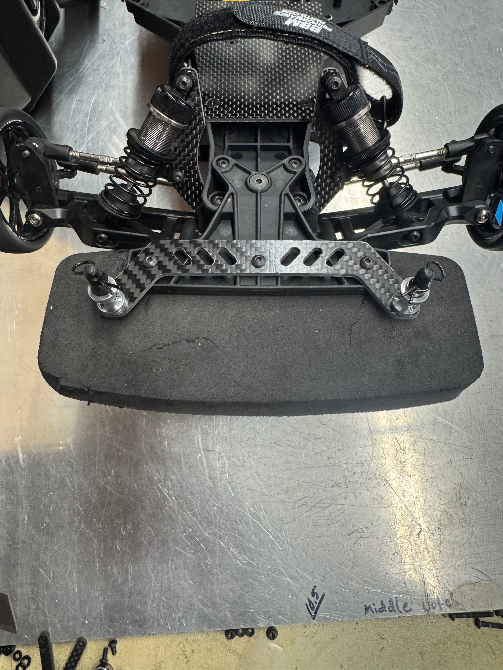 Traxxas front body post