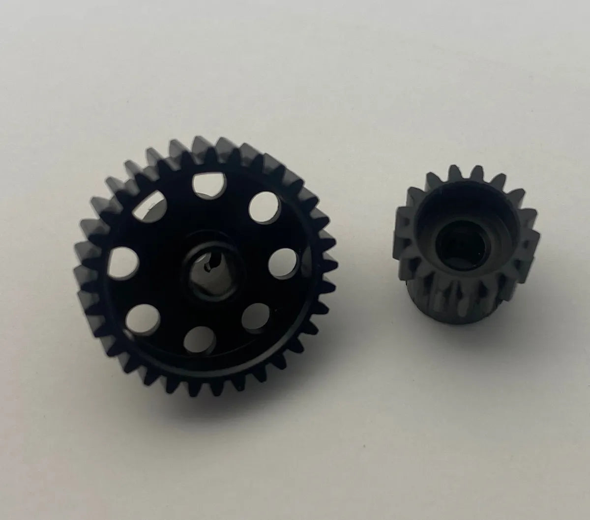 48P Pinion Gear Lightweight .125 shaft 15-35 (Individual)